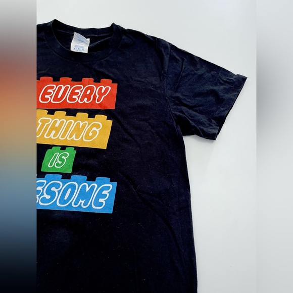 Everything is Awesome LEGO land trip T-Shirt Size Youth Medium - Picture 3 of 4